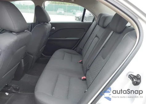 2010 Ford Fusion Se z USA, uszkodzony, nr VIN 3FAHP0HA7AR388265